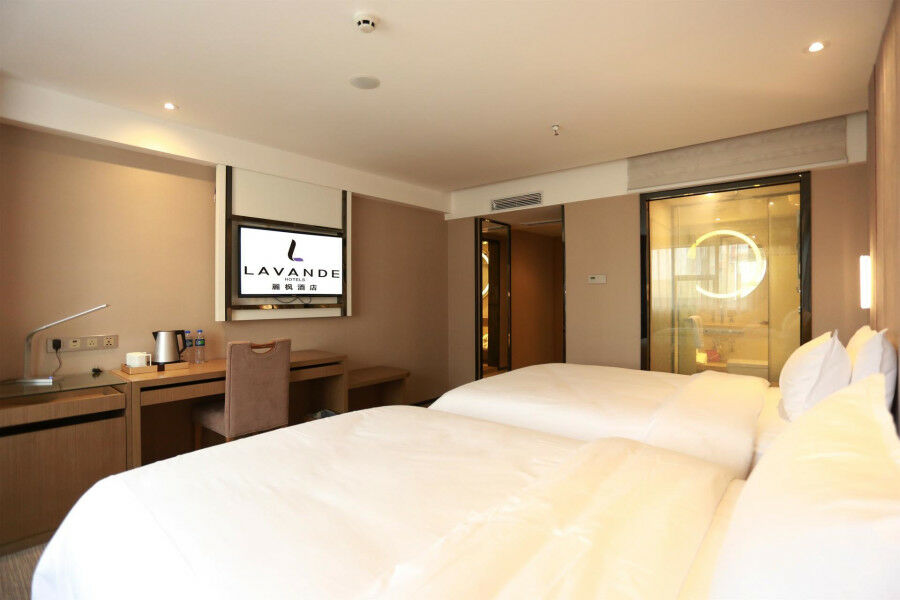 Lavande Hotel Baogang Avenue Guangbai Xinyi Branch Гуанджоу Екстериор снимка