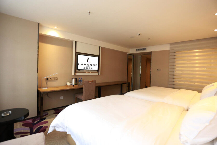 Lavande Hotel Baogang Avenue Guangbai Xinyi Branch Гуанджоу Екстериор снимка